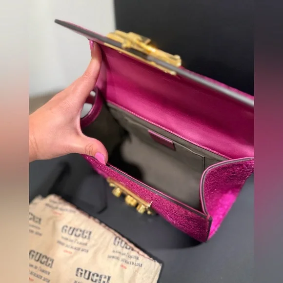 SOLD
Limited Edition Authentic Gucci Metallic Pink Galassia  Padlock - Picture 10 of 15